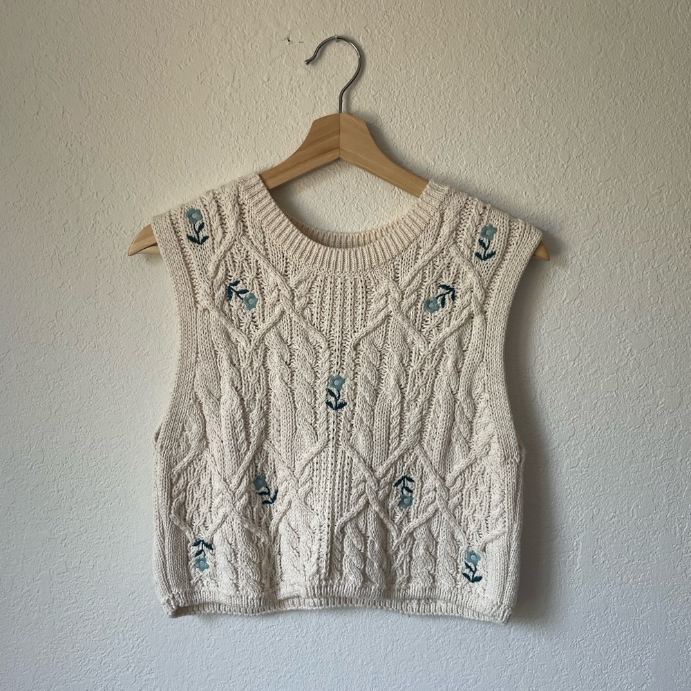 ZARA Knit Beige Sweater Vest.